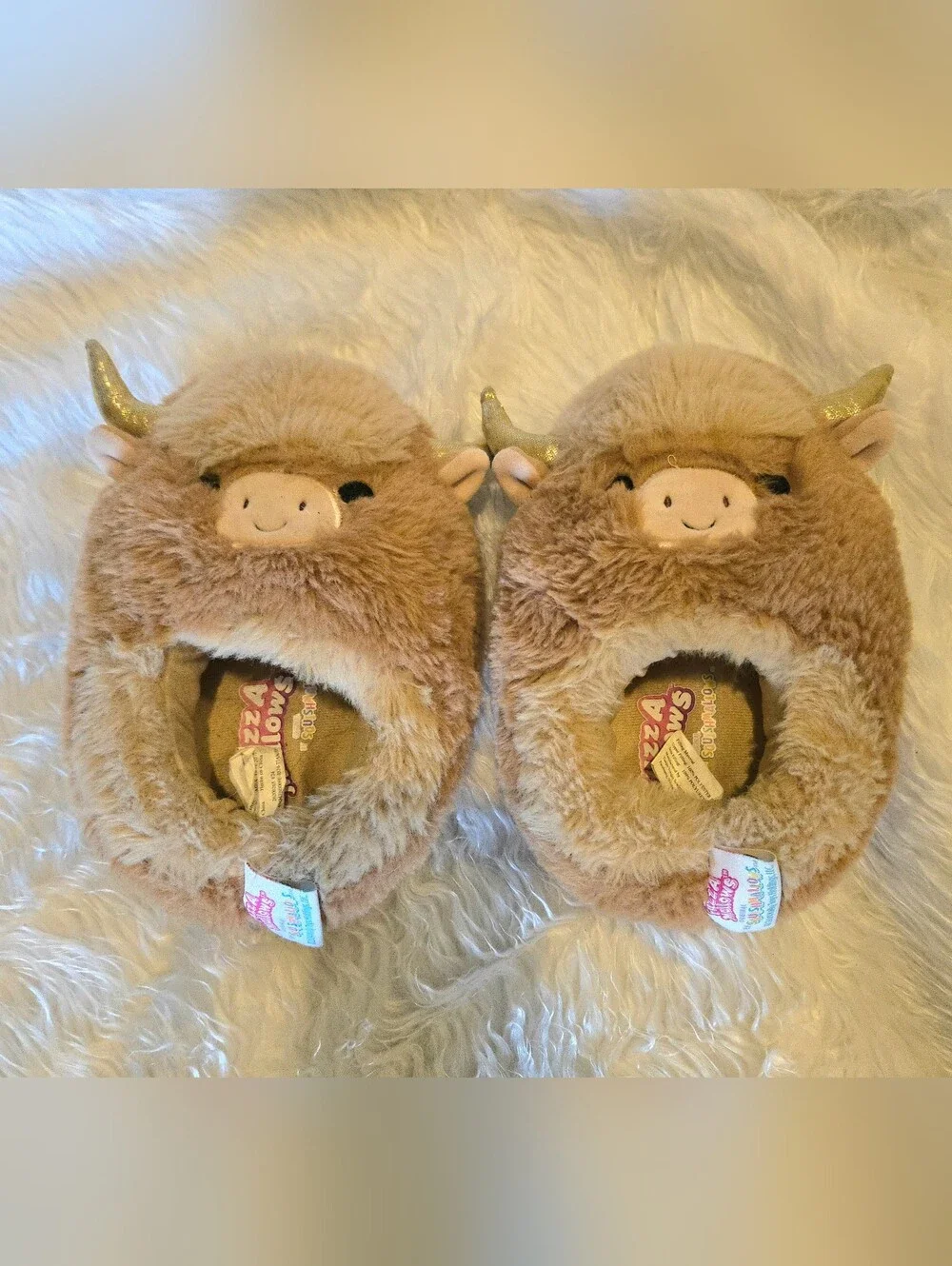 Squishmallows Plush Brown Kids Slippers with Gold Horn Accents Size 13-1 Fuzzy